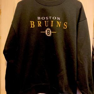 Vintage embroidered black Boston Bruins sweatshirt, fits like a L